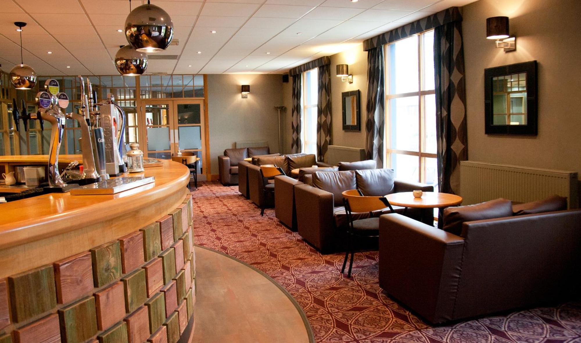Castlecary House Hotel エクステリア 写真